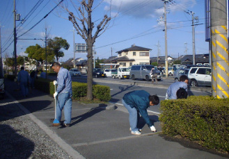 会社近隣清掃活動